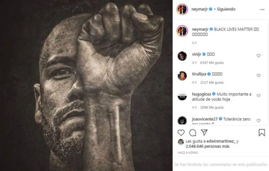 Una vez que se confirmó la suspensión del partido y los futbolistas se marcharon a los vestuarios, Neymar acudió a las redes sociales para mostrar su rechazo por lo sucedido.