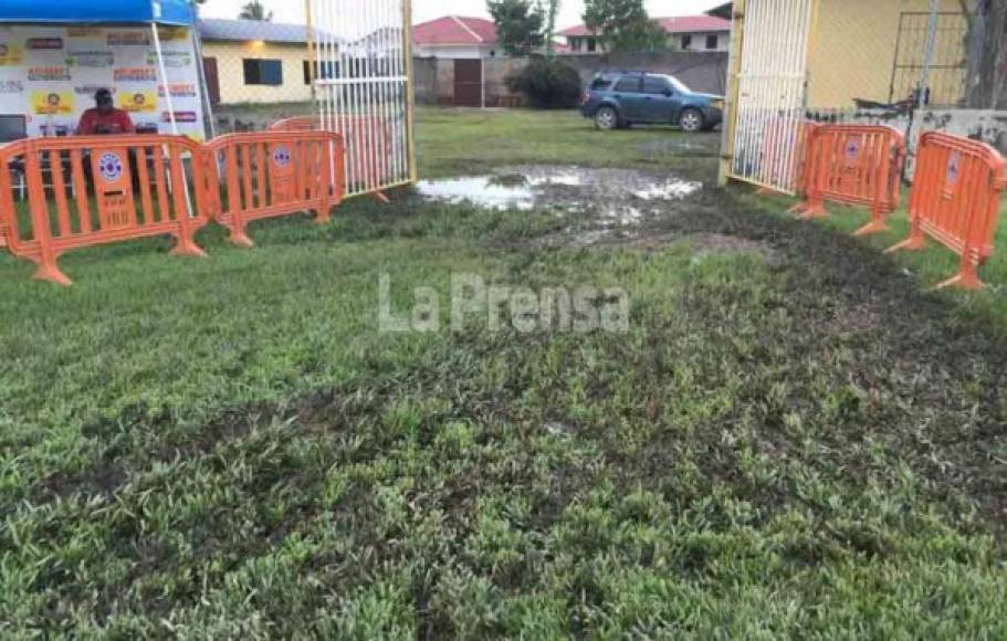 Otra de las remodelaciones será que el estadio de Tocoa contará con una pista olímpica.