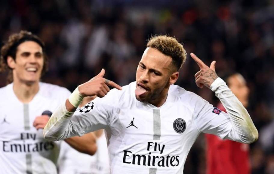 El loco festejo de Neymar tras su gol para el 2-0 del PSG sobre el Liverpool.