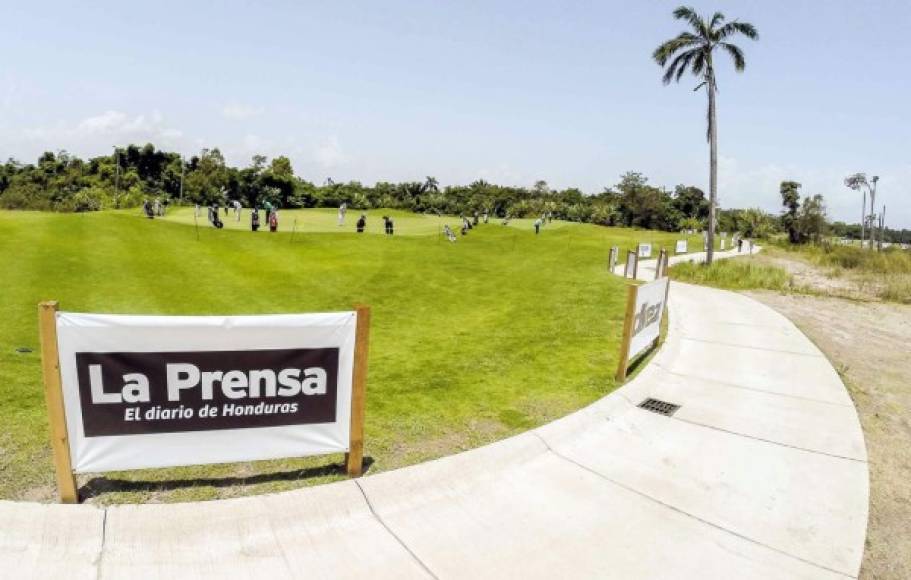 Diario LA PRENSA está presente como marca en el PGA Tour Latinoamericano.