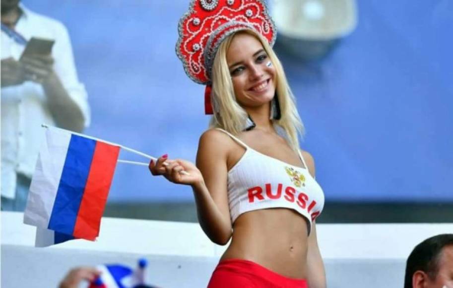 Natalya Nemchinova es la hermosa fanática rusa que ha causado furor en el Mundial 2018 apoyando a su selección. Hizo una picante promesa que no podrá cumplir.
