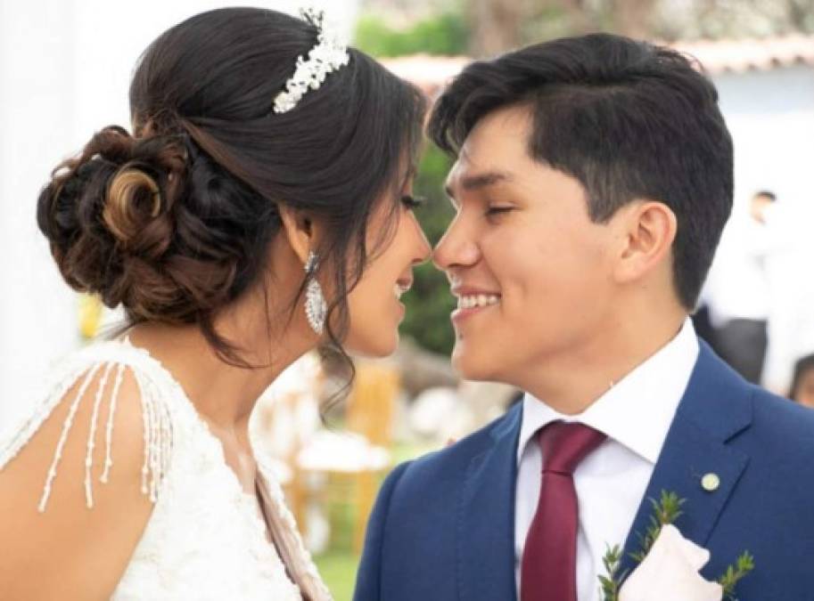 Karen Julca es la feliz esposa del 'niño pastor', ambos sirven en una iglesia de Trujillo, Perú.<br/>