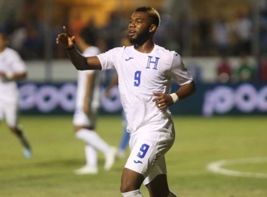 Jorge Benguché: Será el centro-delantero de la H ante Chile. Debutó ante Puerto Rico y se estrenó con dos goles, por lo que hoy el jugador del Olimpia seguirá en el 11 inicial.