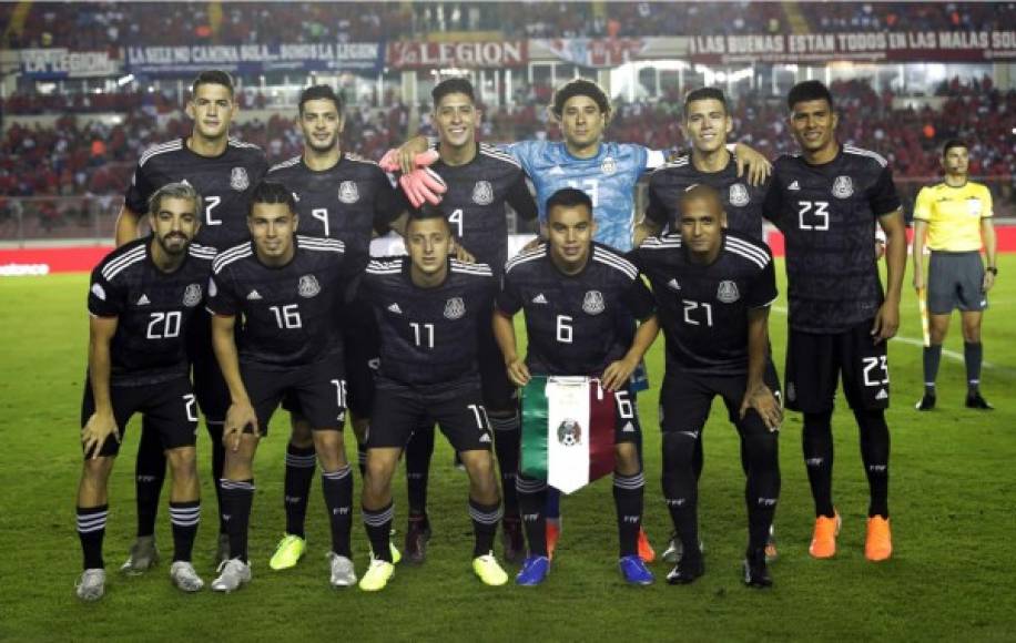 El 11 titular de México contra Panamá.