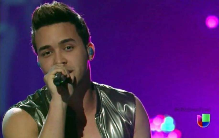 El dominicano Prince Royce también se robó los aplausos del público.