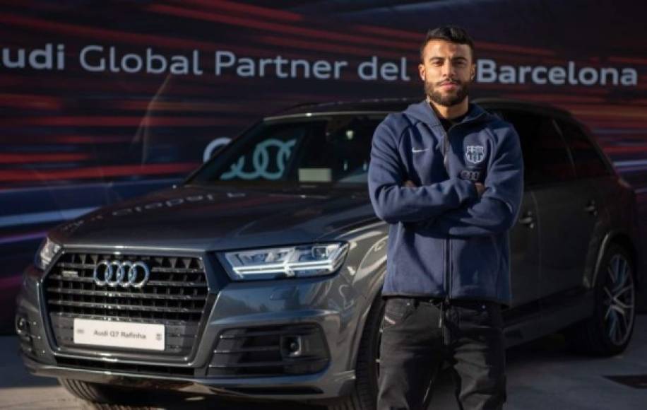 Rafinha fue original: el único que pidió el Q7 e-tron quattro híbrido enchufable. Capaz de recorrer hasta 56 km en modo eléctrico, y con un consumo medio homologado de apenas 1,8 l/100 km.