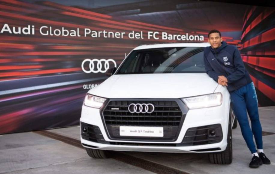 Jean Claire Todibo: El joven francés no ha debutado en la Liga española, escogió un Q7 50 TDI quattro tiptronic.