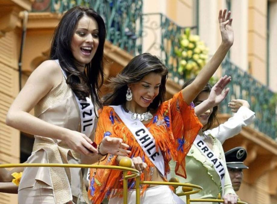 En el mismo año, compitió en el Miss Universo 2004, pero no se clasificó entre los semifinalistas.