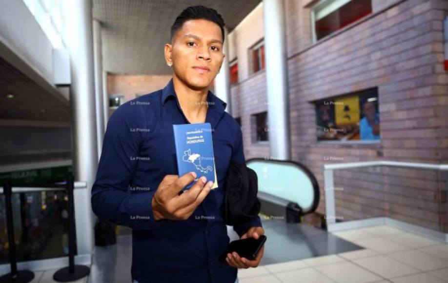 Muma Bernárdez ya comenzó con su primer éxito como agente de jugadores ya que colocó al volante Bryan Moya en la Liga de Venezuela, donde jugará este 2019 con el Zulia FC. 'Me ayudó bastante y se dio la oportunidad', confesó Moya sobre el ex defensor.