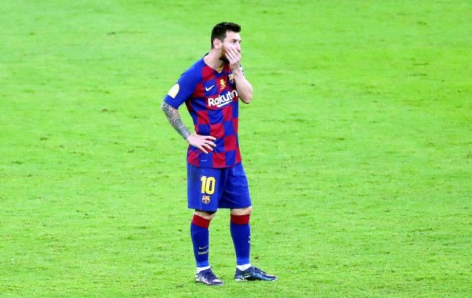 La tristeza de Messi al final del partido.