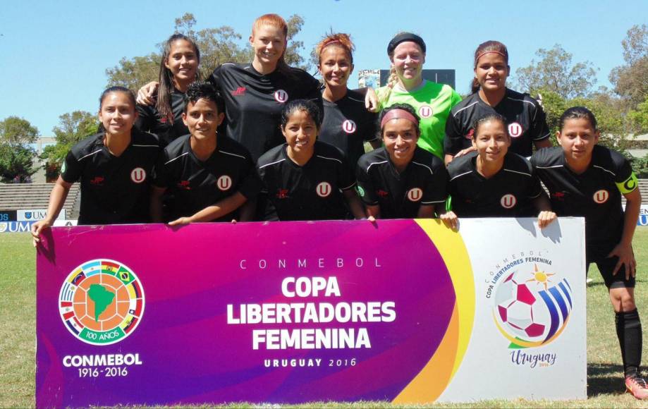 Su primera gran oportunidad llegó con el equipo Universitario Peruano en la Copa Libertadores Femenina que se llevó a cabo en Uruguay en el 2016.