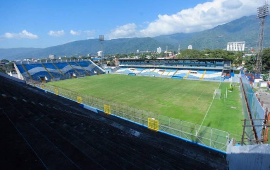El estadio Morazán luce en mejores condiciones para el juego del martes ante Costa Rica.