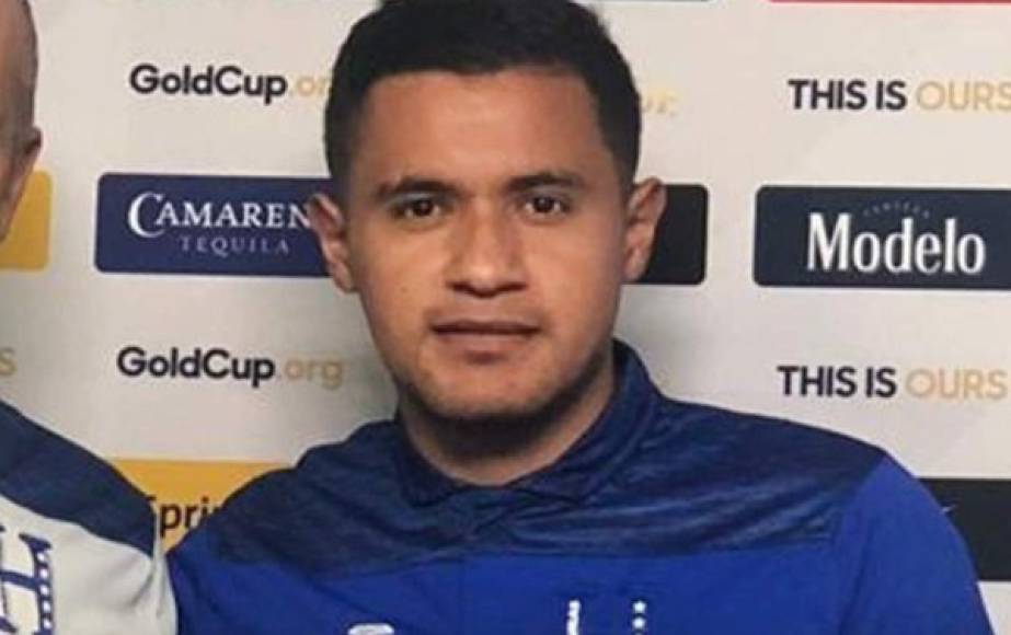 Rojas solamente ha podido disputar 268 minutos en la Liga de Azerbaiyán y no sabe por ahora lo que es anotar un gol en el balompié de ese país. En Costa Rica fue todo lo contrario ya que fue figura en el ataque del Alajuelense.