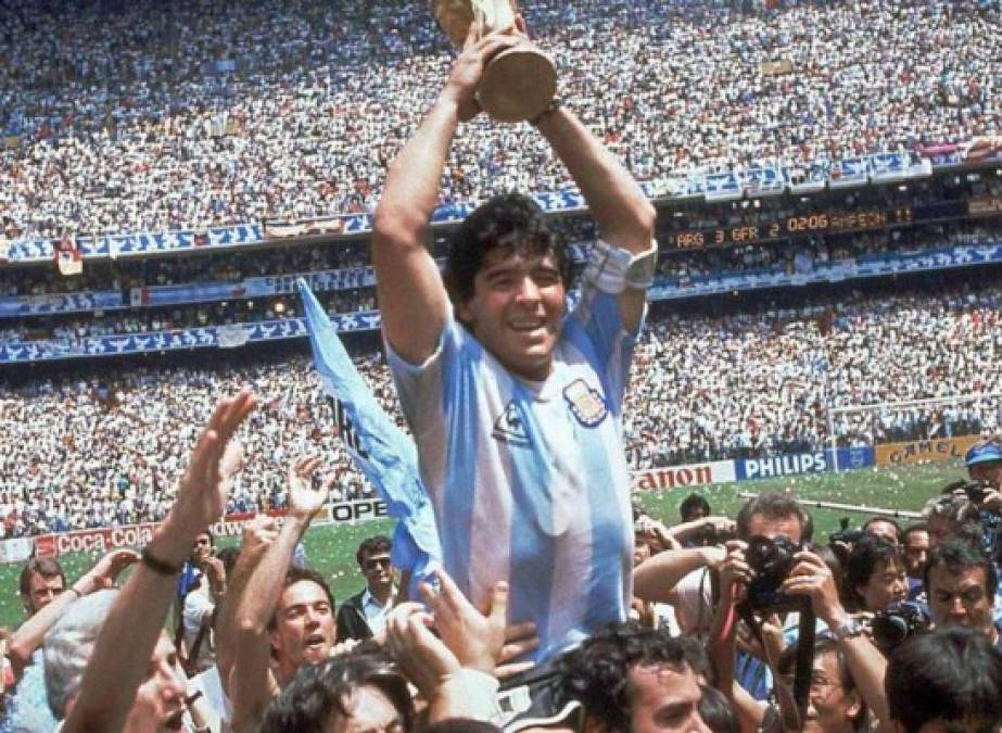 El astro del fútbol Maradona falleció este miércoles en su residencia de la provincia de Buenos Aires a sus 60 años de edad
