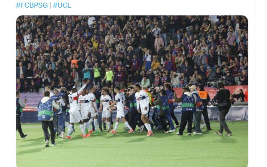 ”De punta en blanco en Barcelona”, señaló el PSG en sus redes sociales. 