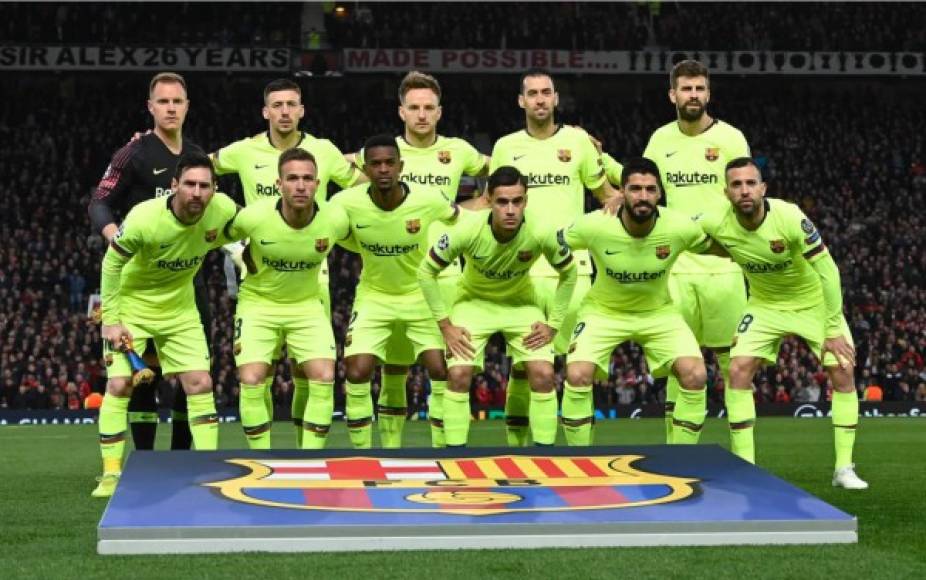 El 11 titular del Barcelona posando previo al partido contra el Manchester United.
