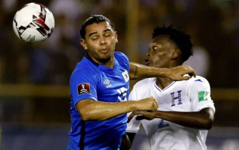 Félix Crisanto - Muy poco del lateral derecho del Olimpia, solo jugó ante El Salvador, de titular, y no se vio bien. Se equivocó en una jugada y que tuvo que solventar con falta un compañero al que le mostraron tarjeta amarilla.