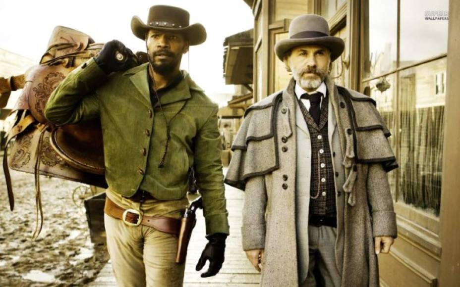 3. Django Unchained: Una película del oeste que retrata el pasado de la esclavitud en Estados Unidos, fue escrita y dirigida por Quentin Tarantino, e interpretada por Jamie Foxx, Leonardo DiCaprio y Christoph Waltz. Se estrenó en 2012.