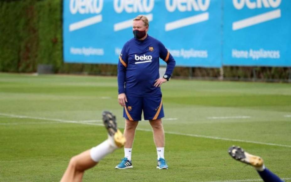 Ronald Koeman está empecinado en revertir esta situación, de ahí que en los entrenamientos esté trabajando mucho este aspecto. Recuperar la presión y tener orden defensivo es un aspecto irrenunciable para el holandés.