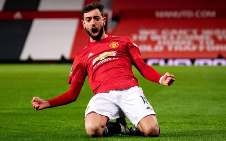 18. Bruno Fernandes (Manchester United) - El delantero portugués es el goleador de los Reds Devils con 16 goles en la actual temporada de la Premier League, sumando 32 puntos. Cada gol en esta liga vale 2 puntos.