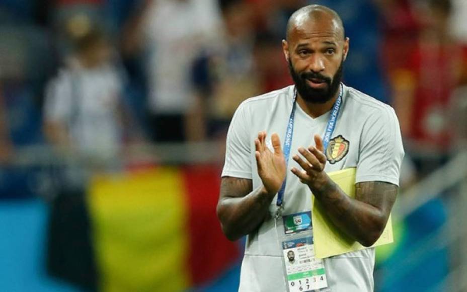 Radio Montecarlo asegura que Thierry Henry ha aceptado la oferta del Girondins de Burdeos para ser su nuevo entrenador después de que despidieran a Gustavo Poyet por unas duras declaraciones tras el traspaso del futbolista Gaëtan Laborde.