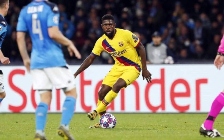 Samuel Umtiti - El defensa francés no logra encontrar la regularidad que le llevó a situarse entre los mejores del mundo, y sigue dando una de cal y una de arena. Si en sus últimos encuentros parecía estar recuperando el buen nivel, en San Paolo se deshizo como un cubo de hielo, y estuvo descontrolado en la marca, descolocado en las ofensivas de los 'azzurri' y colaboró en el desconcierto defensivo.