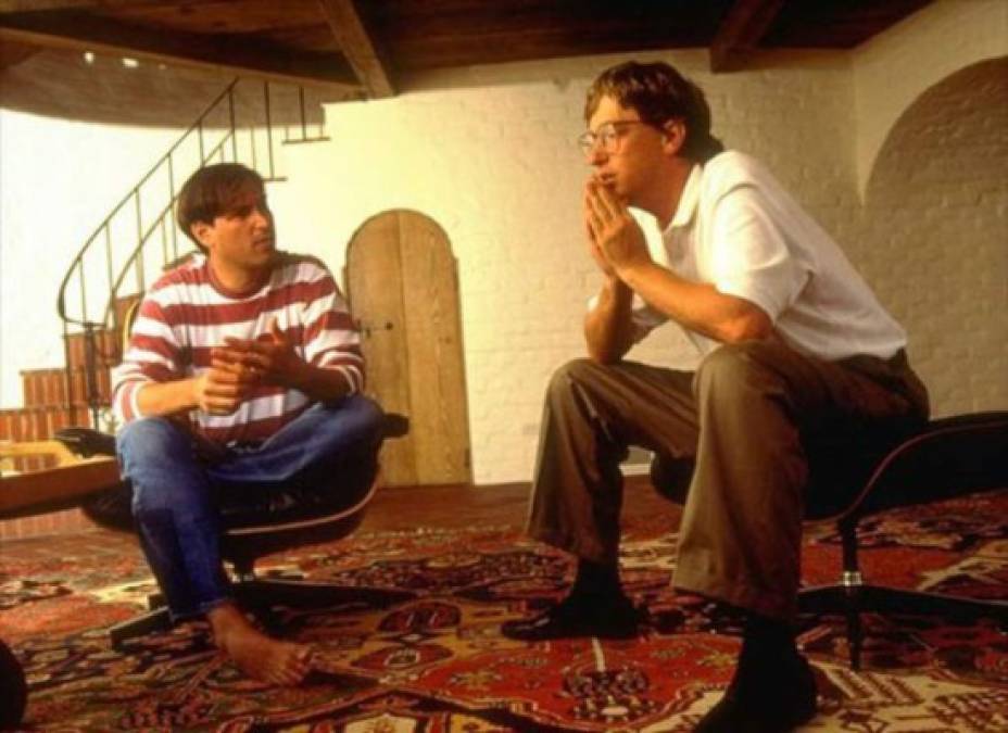 Steve Jobs y Bill Gates hablando en 1991. <br/>