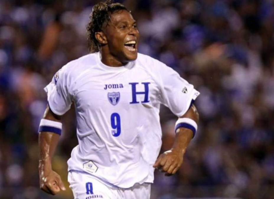 Carlos Alberto Pavón es el máximo goleador en la historia de la selección de Honduras. Jugó el Mundial del 2010 con la Bicolor y se retiró del combinado catracho debido a una hernia.