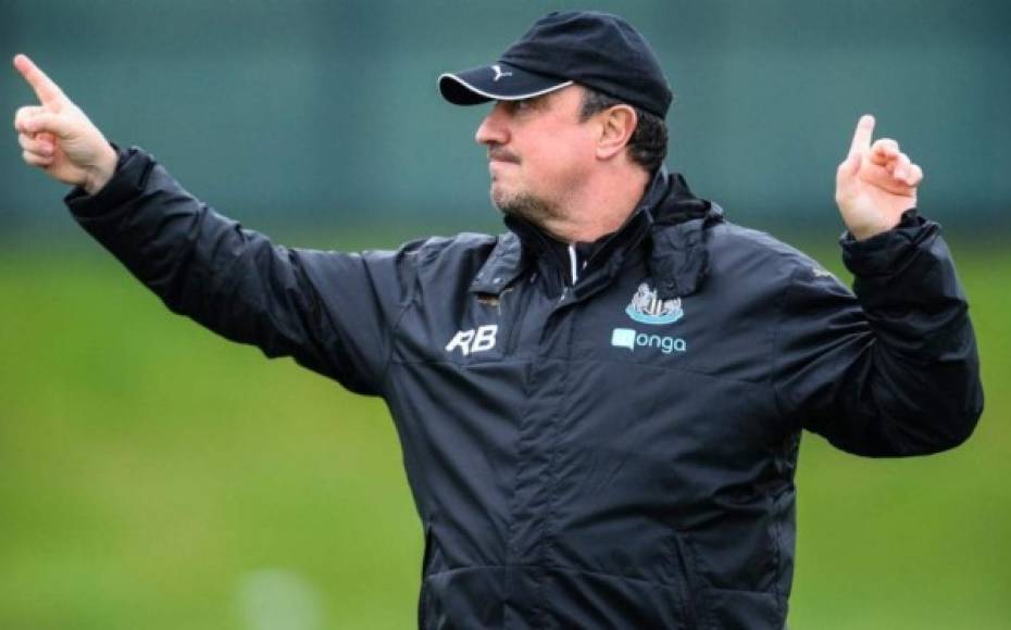 El ascenso a la Premier League con el Newcastle ha abierto las puertas de otros clubes a Rafa Benítez. The Guardian apunta que el propietario del club, Mike Ashley, intentará convencer a Benítez para que continúe llevando las riendas del equipo. El plazo que se marca para que anuncie su decisión es de diez días.