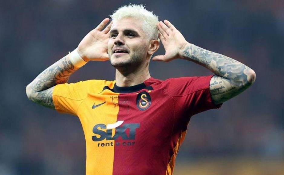 Según el periodista italiano Nicolò Schira, varios clubes han mostrado interés en Mauro Icardi, pero el Galatasaray ha declarado que no lo dejarà ir. 