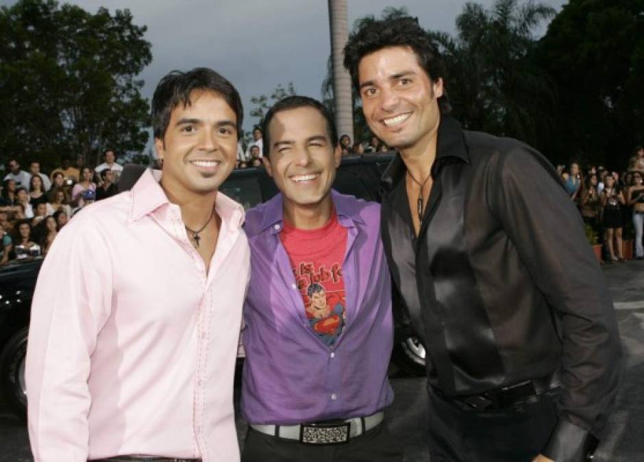 Chayanne con Luis Fonsi y Carlos Calderon.