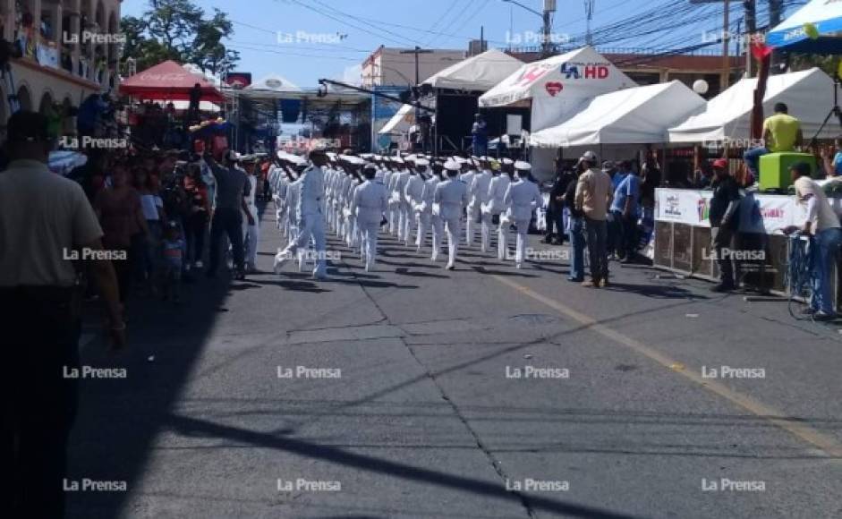 A la novia de Honduras se han desplazado muchos turistas para presenciar uno de los eventos más importantes de la ciudad.