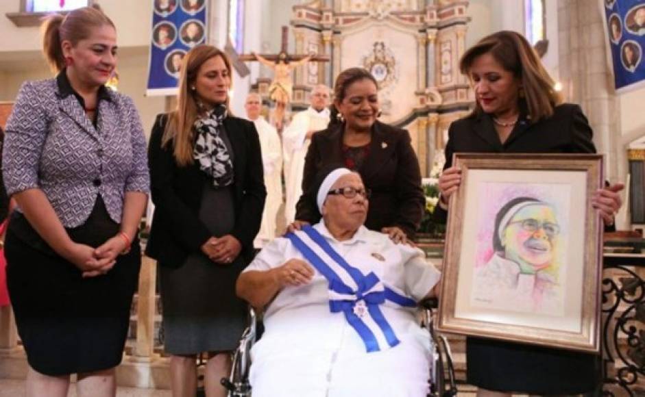 Por esta labor humanitaria, sor María Rosa fue acreedora de varios reconocimientos a nivel nacional.