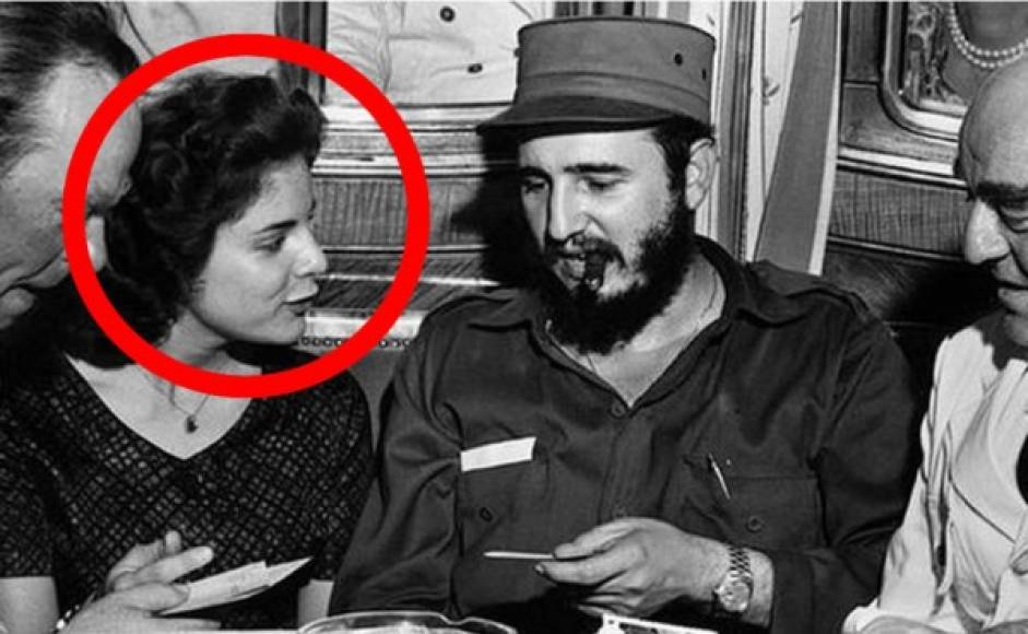 En el historial amoroso de Fidel Castro también aparece una joven que años más tarde se convertiría en agente de la CIA e intentaría asesinarlo. Marita Lorenz vivió en carne propia la dictadura nazi en un campo de concentración; su padre era alemán y su madre era una estadounidense. Tras la guerra, sus padres emigraron a Estados Unidos e ingresaron en la CIA.