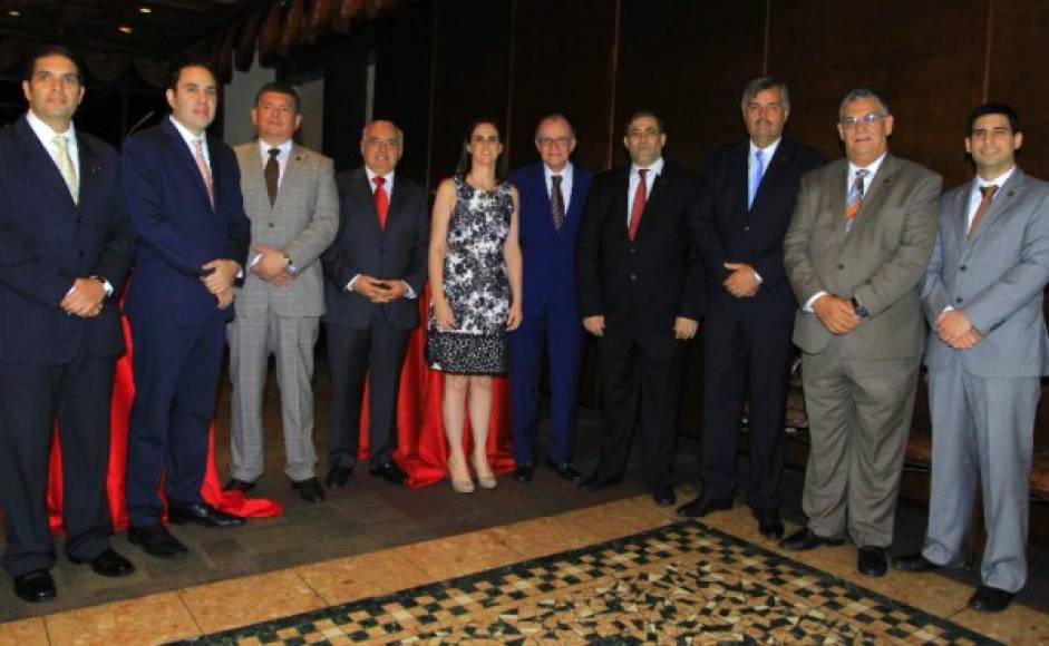 Sergio Guevara, Gerardo Gutiérrez, Ricardo Mejía, Raymond Maalouf, María Rodríguez, Gregory Werner, Karim Qubain, Karl Berkling, Juan Bendeck y Rachid Maalouf.