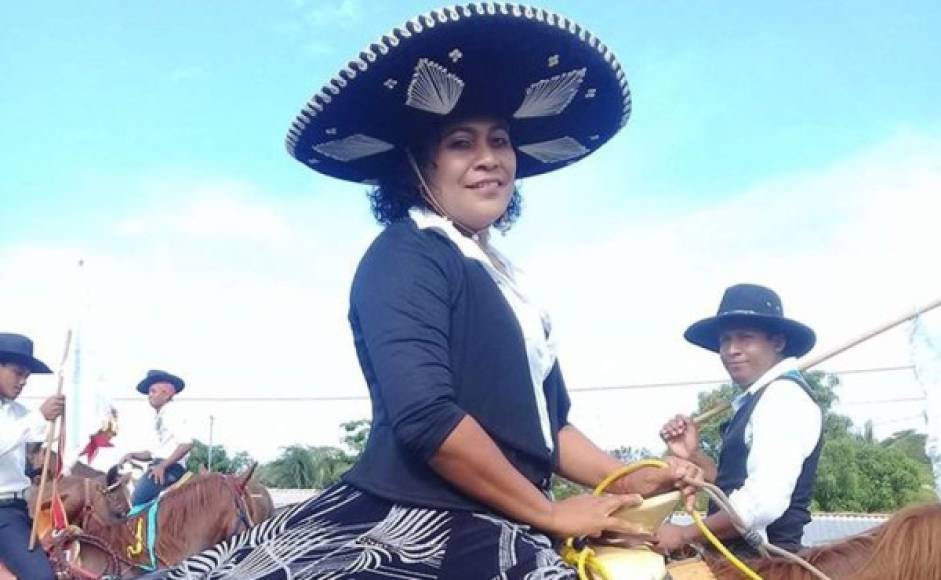 La alcaldesa del sureño estado mexicano de Oaxaca y un trabajador del departamento de Protección Civil fueron asesinados a balazos, informó la fiscalía regional.