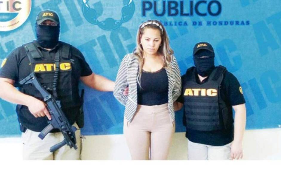 El pasado 21 de junio de 2016 fue detenida Nora Idalia Orellana, quien es la esposa del expolicía Álvaro García.<br/>Orellana está acusada por el delito de lavado de activo, quien junto a su esposo son vinculados a la organización criminal mara MS. El exoficial Álvaro Ernesto García, capturado en la primera etapa de Avalancha.<br/>