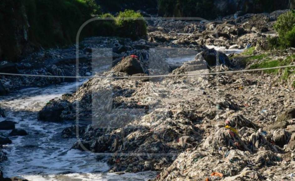 Chinautla. Es uno de los ríos que arrastra la basura al río Motagua.