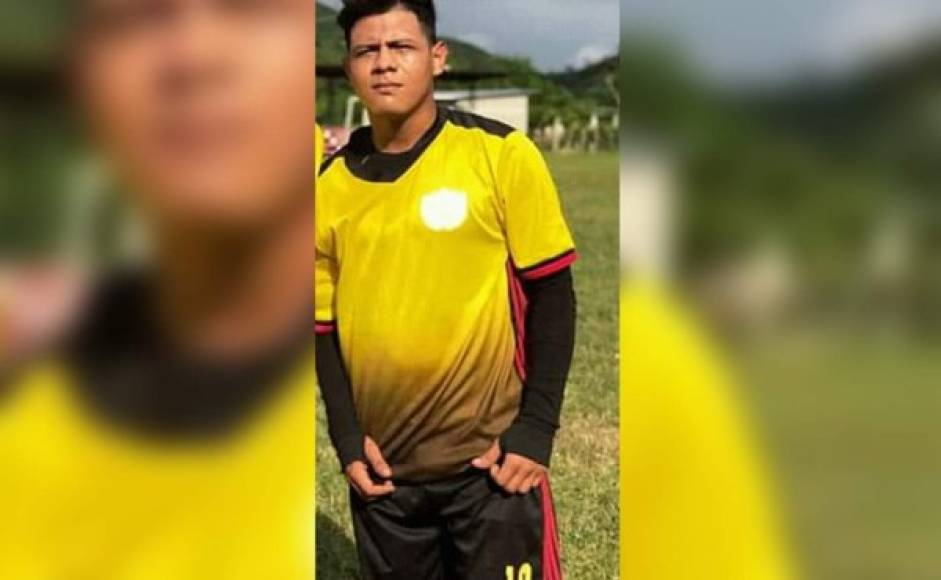 Deyvi Moreno Contreras era el amigo de ambos que también perdió la vida en la balacera.