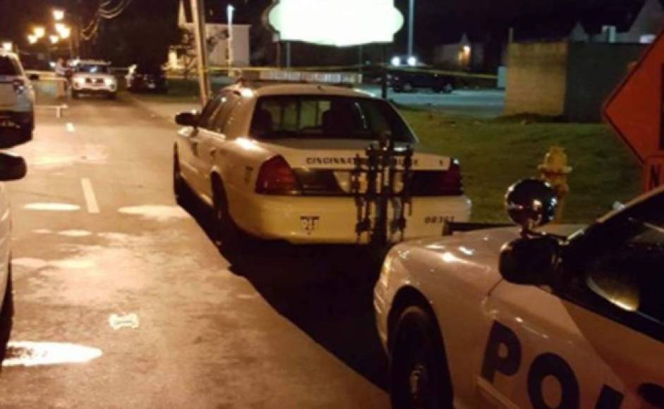 Un muerto y 14 heridos dejó este domingo en un tiroteo en un club nocturno de Cincinnati, en Ohio, norte de Estados Unidos, informó la policía. La policía, que había dado cuenta de al menos dos tiradores, indicó que por el momento se sabe de uno solo.