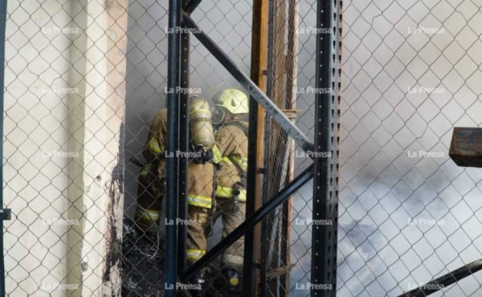 Aún no se ha hecho un recuento total de los daños en la infraestructura pero la acción bomberil evitó que fuera mayor.