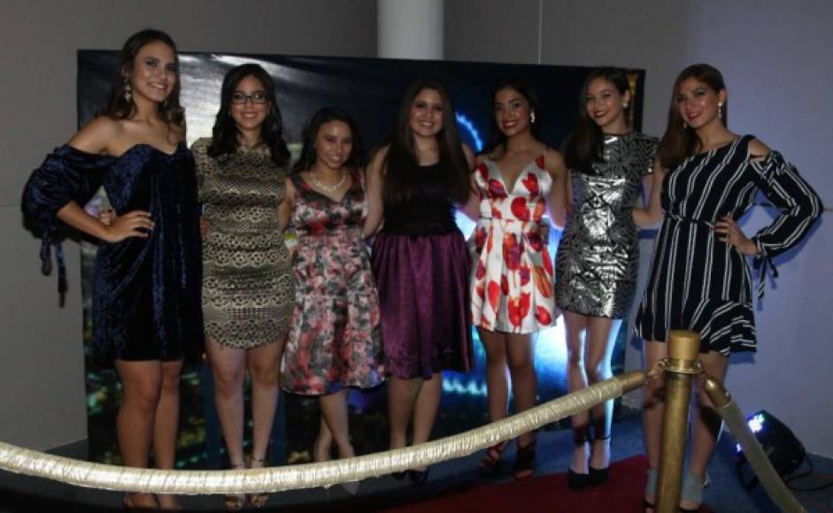 Alejandra Ferrera, Gina Castro, Abdy Brito, Josselyn Mata, Adriana Ortiz e Isabella Aguilar.