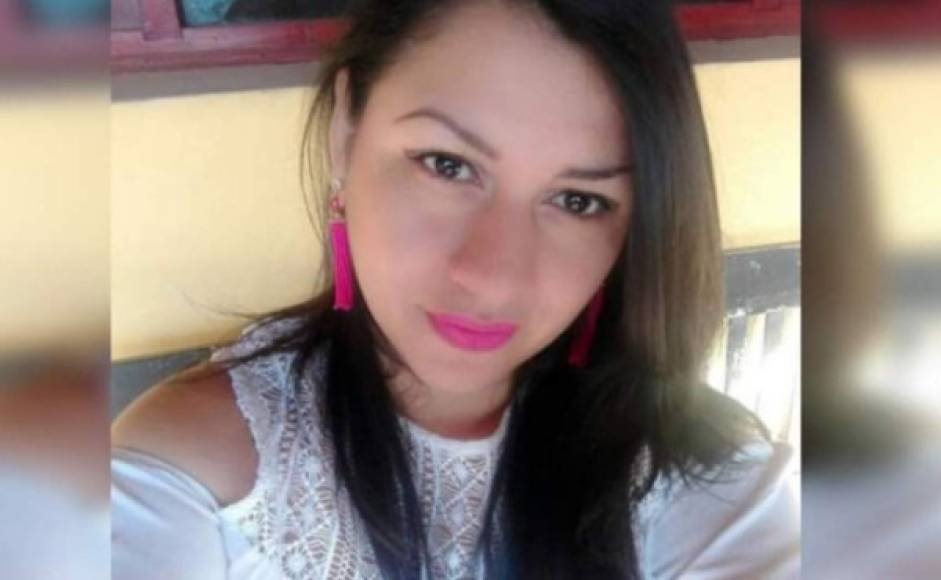 El primer caso fue Helen Dinóra López (38). La joven maestra y gerente fue sacada a la fuerza de su vivienda por maleantes el sábado 8 de junio en la aldea Guasculile en Francisco Morazán y luego llevada a unos terrenos cercanos en Támara donde supuestamente la asfixiaron a bordo de su vehículo.