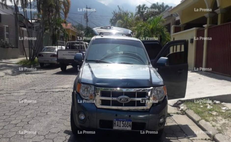 Juan Francisco Turcios, subcomisionado de la Policía Naciona, dijo a los medios de comunicación que en el ataque participaron al menos tres vehículos.