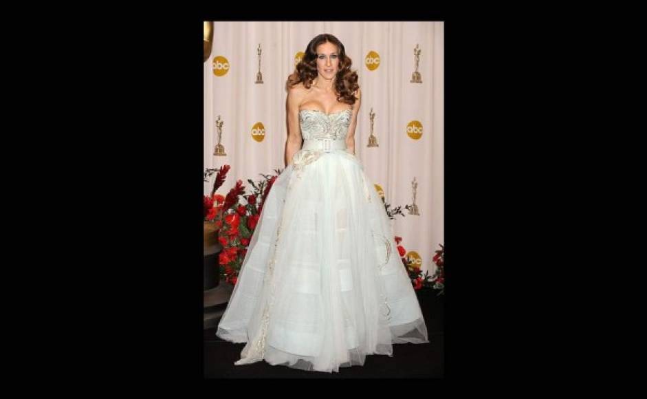 Con un despampanante vestido Christian Dior blanco en la gala del Oscar, en febrero de 2009.