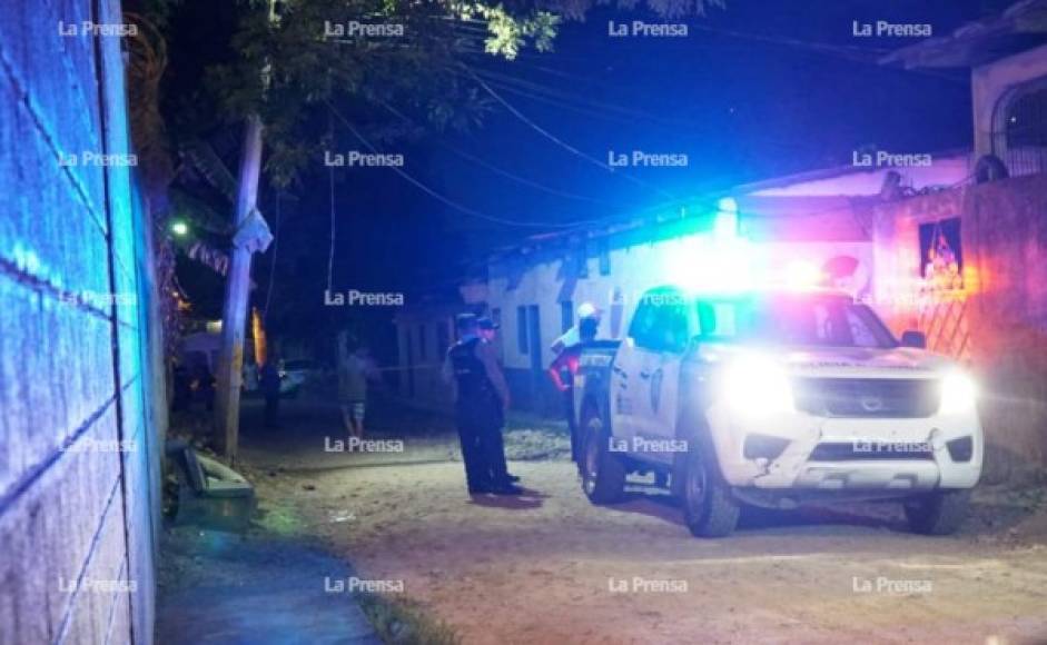 Vecinos de la zona dijeron que solo escucharon las fuertes detonaciones, por lo que decidieron avisar a la Policía.