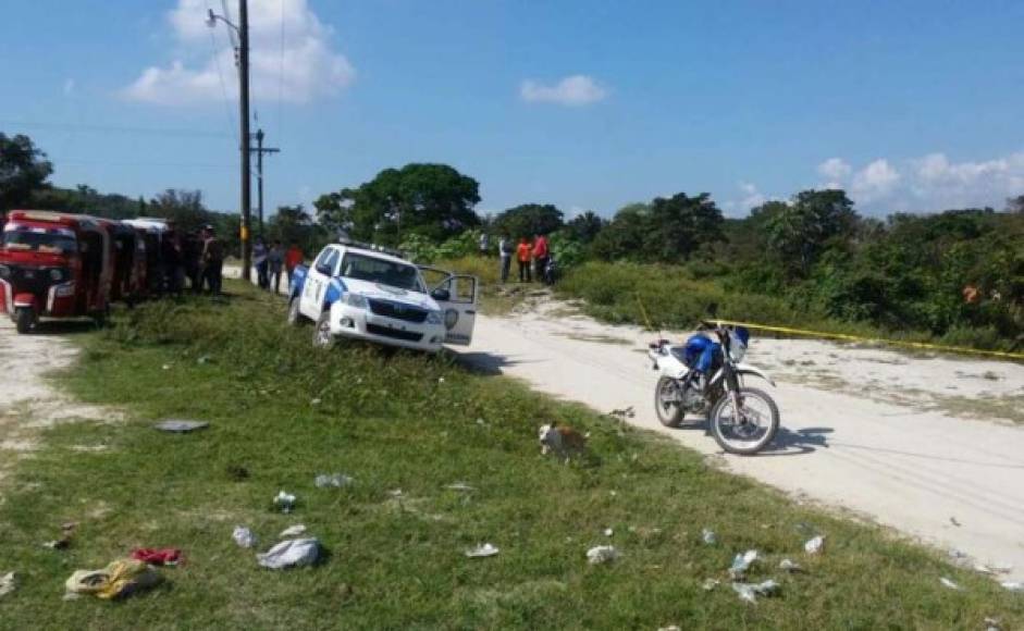 Dos conductores de mototaxi fueron asesinados en la colonia Las Colinas de Choloma, en la zona norte de Honduras. Las víctimas corresponden a los nombres de Carlos Norlan Aguilar Sánchez (20) y Ángel Díaz ambos dedicados al transporte de mototaxi en ese sector.