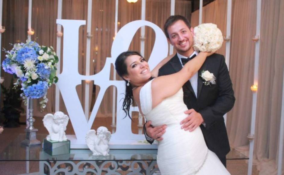 Joycelyn Minette Faraj Gaffney y Diego Ardura Gonzales celebraron su amor con una inolvidable velada.