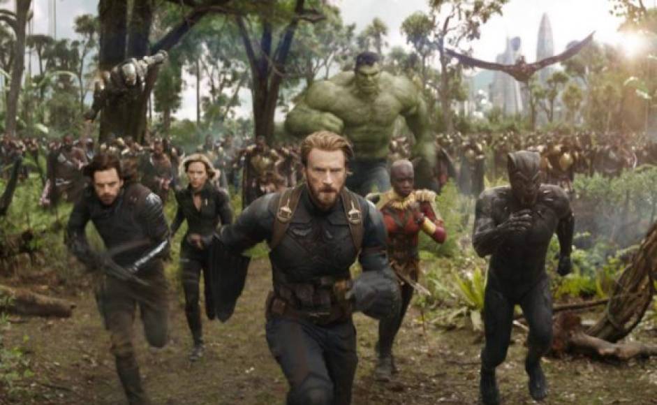 FALSAS: Según los hermanos Russo, directores de la película, se grabaron decenas de escenas falsas durante la grabación de Infinity War y EndGame. De esto modo, aunque hayas visto spoilers en las redes sociales es probable que no sea la historia real.