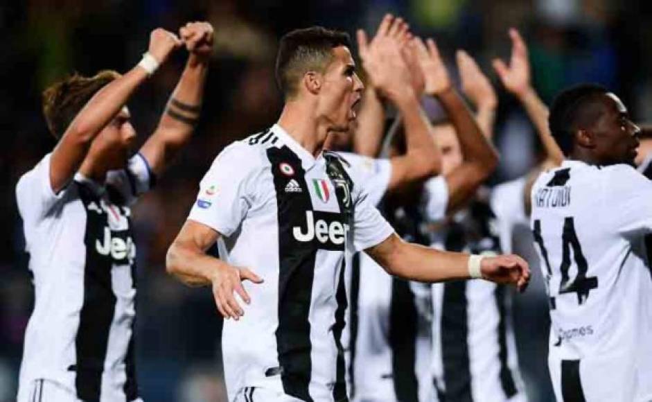 Tras quedar fuera de la Champions League, en la Juventus preparan una “revolución total” en su plantel y se han revelado la lista de jugadores que pretende incoporar el club italiano para la próxima temporada. La meta será ganarlo todo, pero en especial la ansiada Champions League.